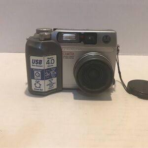 Olympus Camedia C-4000 Zoom Silver Digital Camera